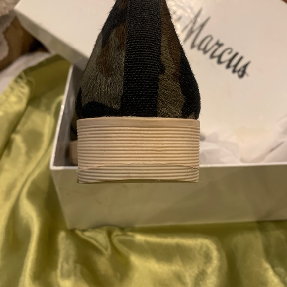 Neiman Marcus Fanny shoe - Picture 3 of 7